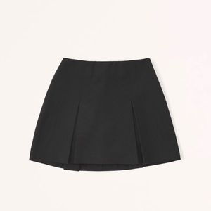 Abercrombie Black Pleated Menswear Mini Skort
